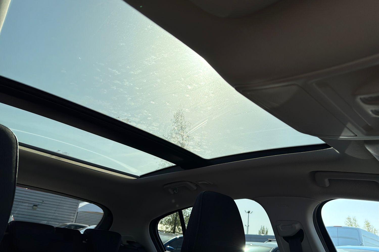 Ford FOCUS Photo 30