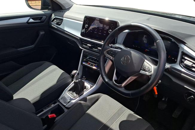 VOLKSWAGEN T-Roc Photo 6
