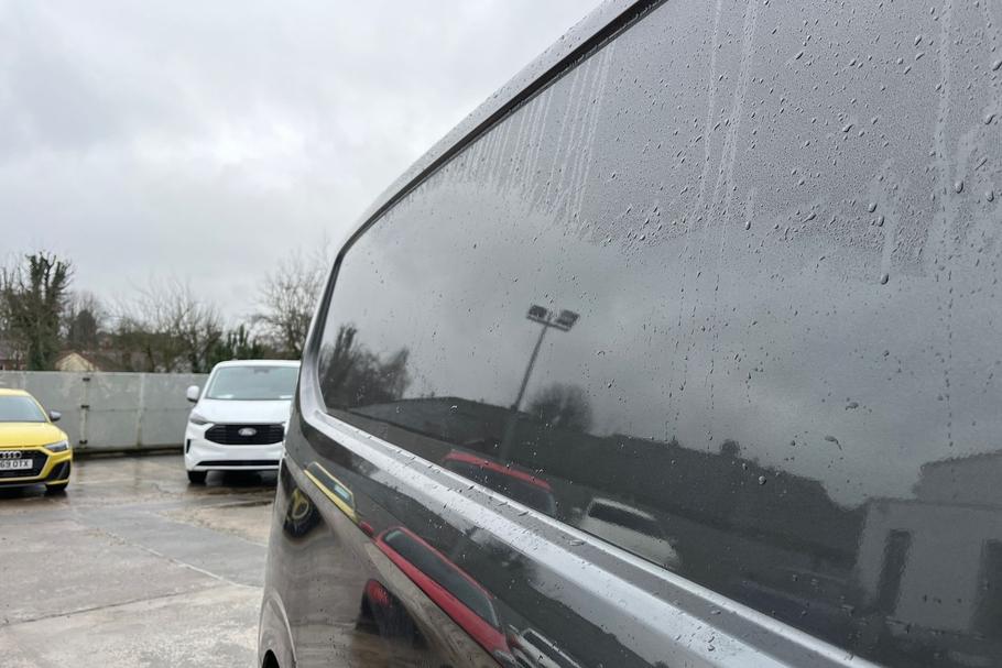 Used Ford TRANSIT CUSTOM PJ25HGN 31