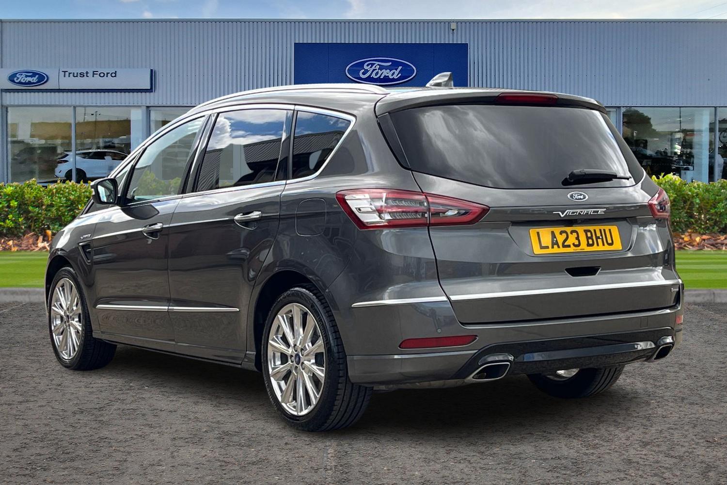 Ford S-Max Photo 1