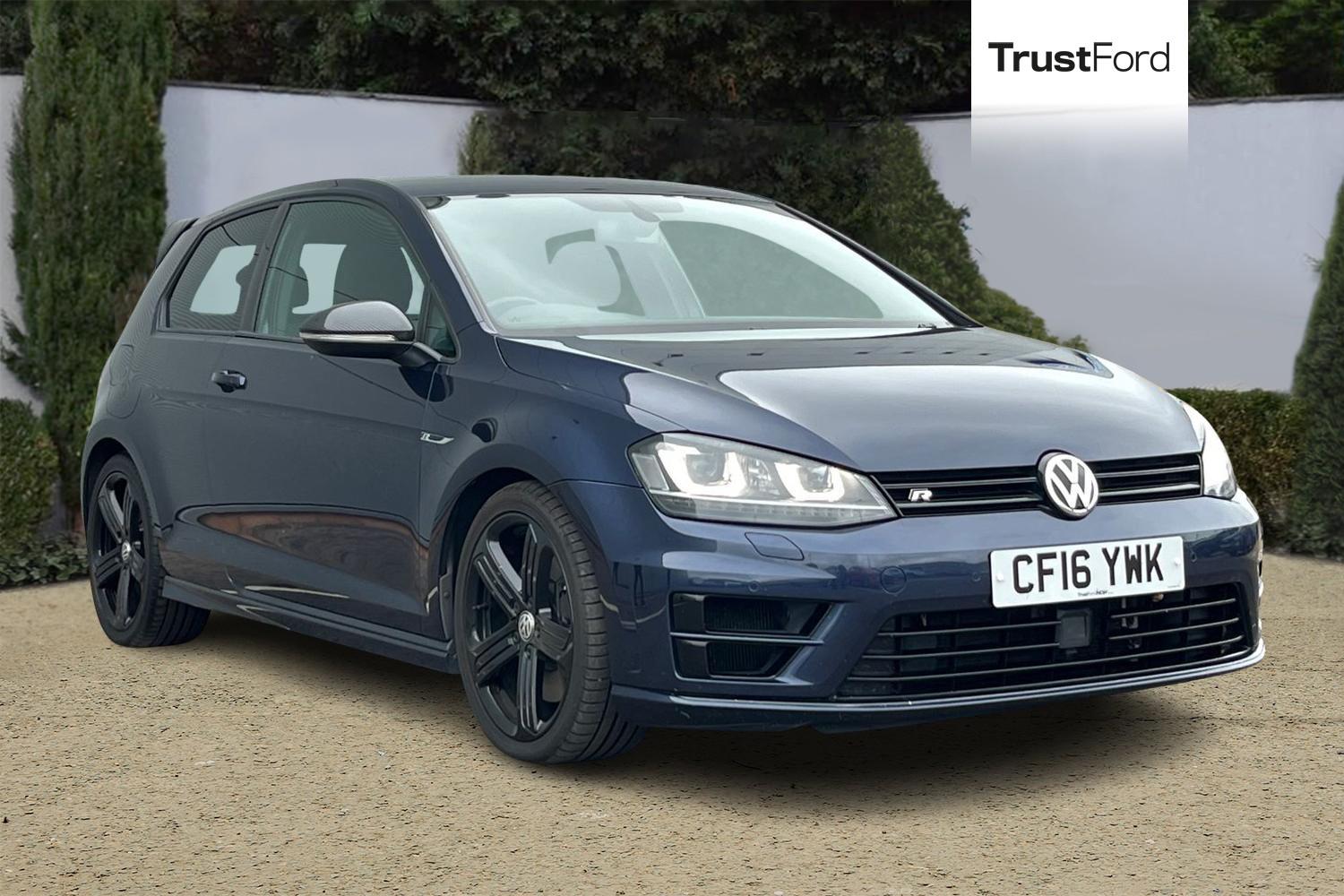 Volkswagen GOLF Photo 0