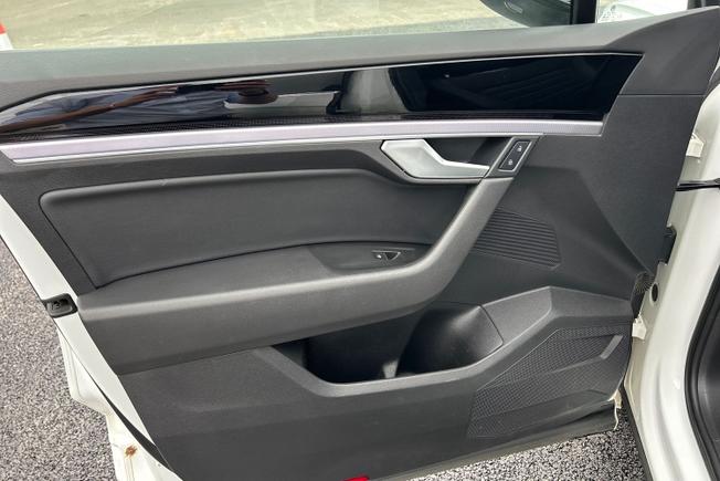 VOLKSWAGEN Touareg Photo 59