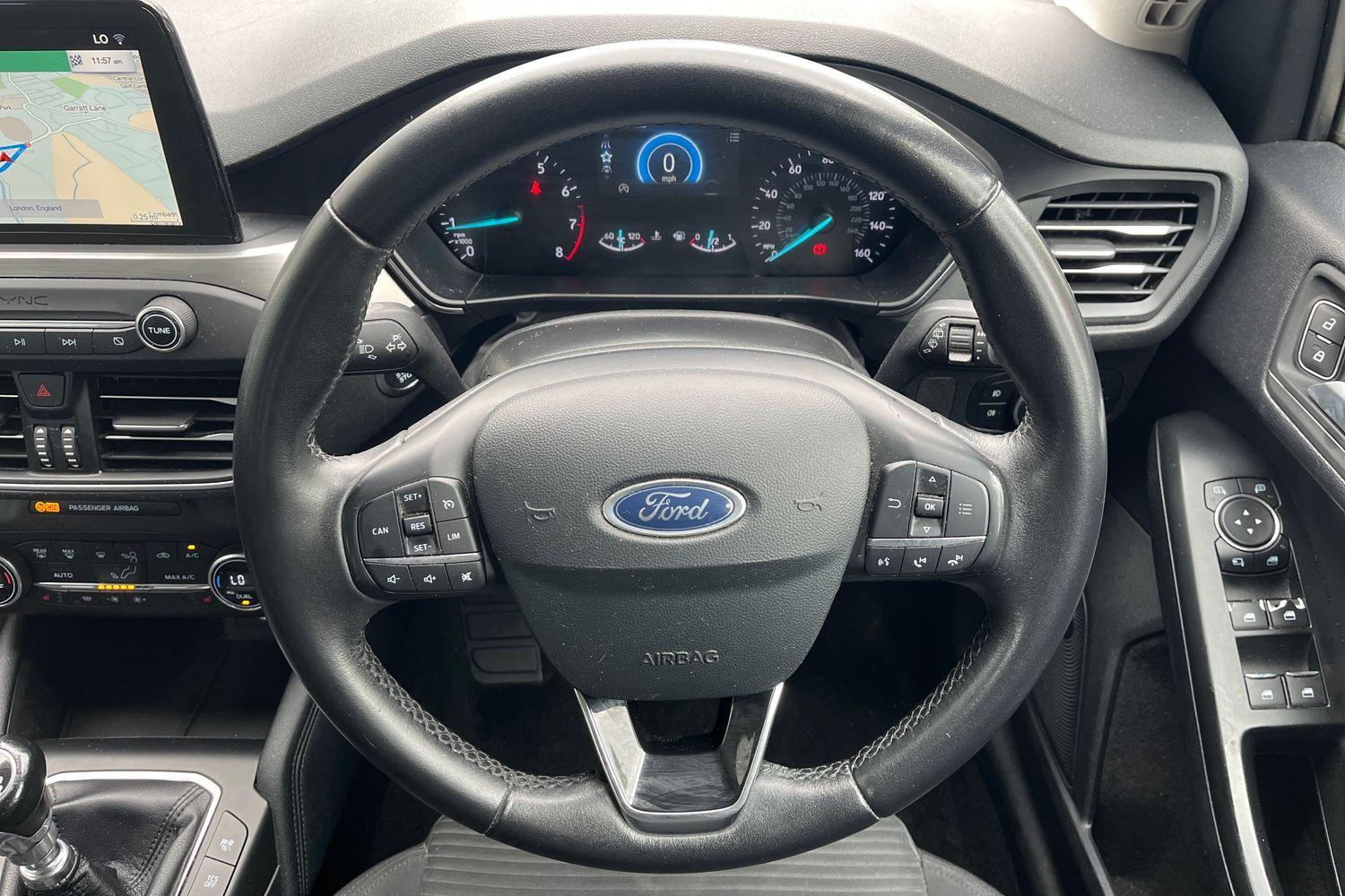 Ford FOCUS Photo 11