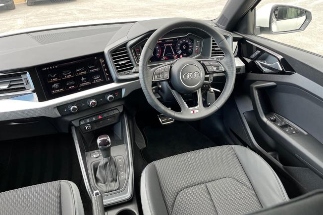 AUDI A1 Photo 36