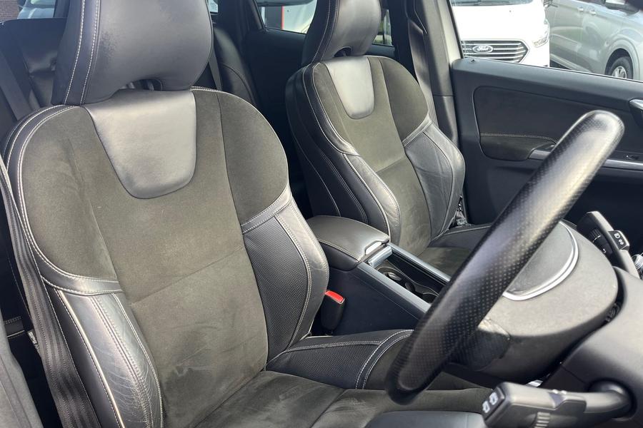 Volvo XC60 Photo autoimg-b56591e52e5d8b1259554219bf8c021788f6a29a.jpg
