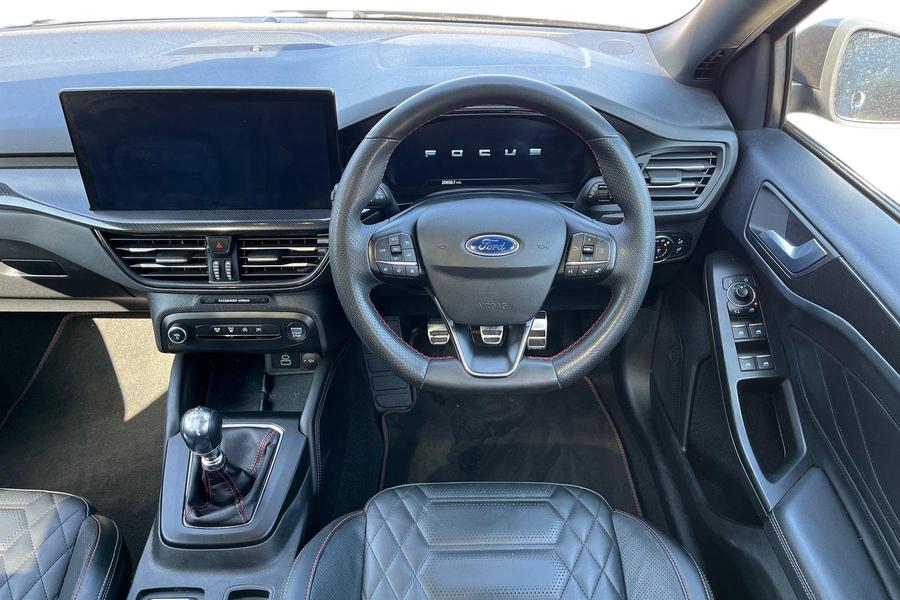 Ford Focus Photo autoimg-b5671addb5a710d2557392f642551af992909813.jpg