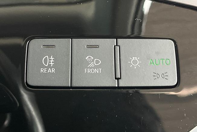 AUDI Q3 Photo 28