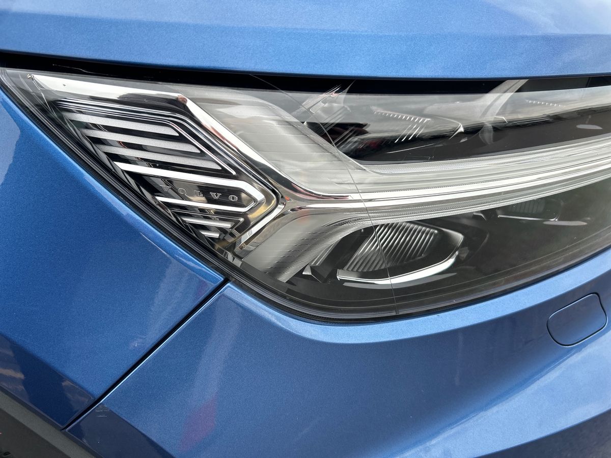 Volvo XC40 Photo 16