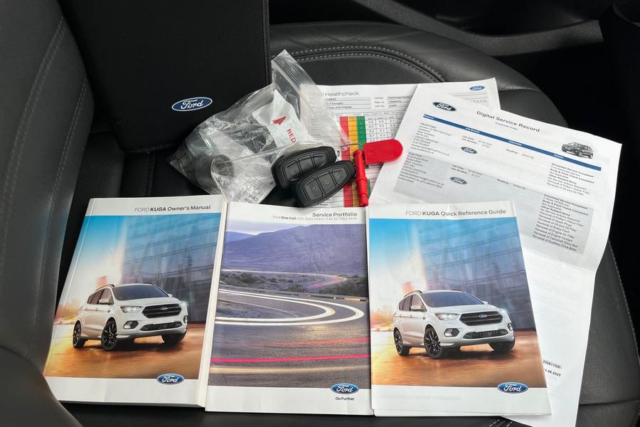Ford Kuga Photo autoimg-b56d2f66a8b5cd8fdc95318454c5eb0f907feff5.jpg