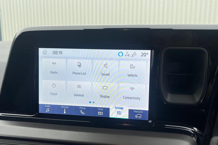 Ford TRANSIT COURIER Photo autoimg-b56e0c04186adfc292514e128f72828b3e5b049a.jpg