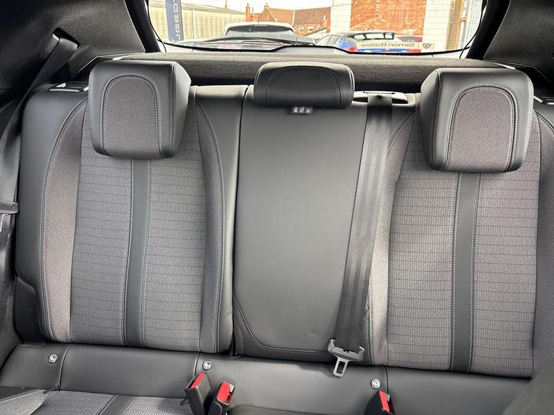 Used Peugeot 2008 BW23GVE 29