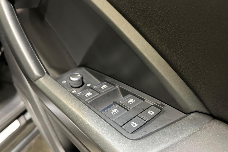 Audi Q3 Photo autoimg-b571b13b485b87c3fcfa4d06f8c5e831b2422858.jpg