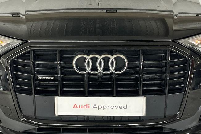 Audi Q7 Photo 39