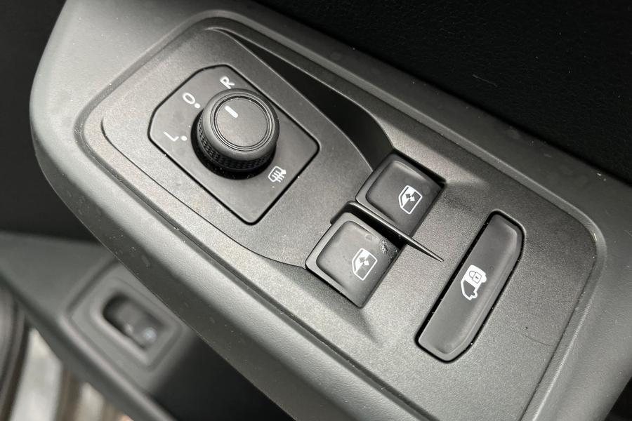 Ford TRANSIT CONNECT Photo autoimg-b5764352b8cfd882ee236c3afd57a3a36687fbcd.jpg