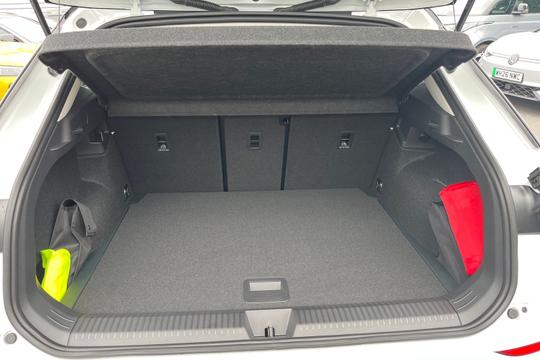 Volkswagen T-roc Photo autoimg-b5789b3a53a42b88a17b444514d3dc4602f1614f.jpg