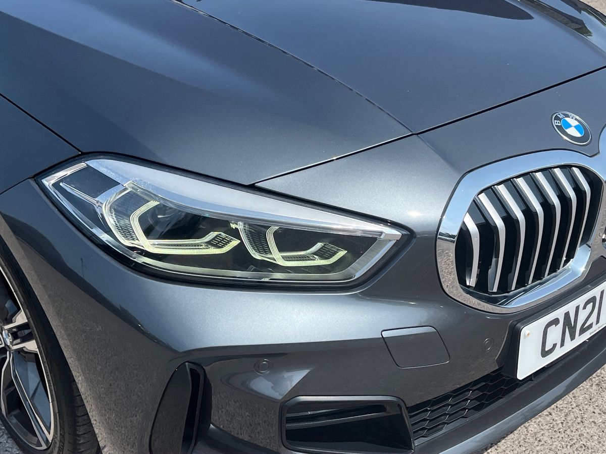 BMW 1 Series Photo 17