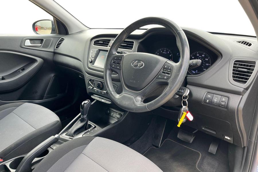 Hyundai i20 Photo autoimg-b58c091669c37abcf0378643b77439b9acd1391d.jpg