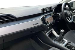 Audi Q3 Photo 2