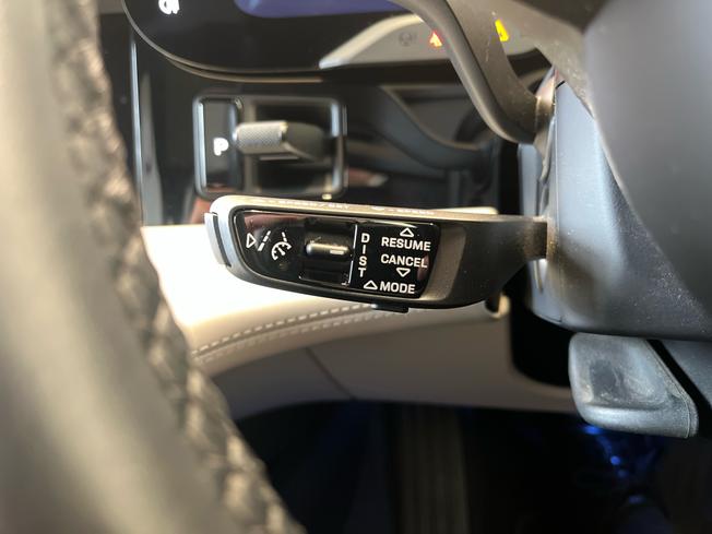 PORSCHE Taycan Photo 35
