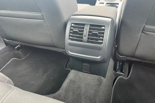 Volkswagen Passat Photo autoimg-b59599af1eaaca0597c06b97da4b93cce64c8a7d.jpg