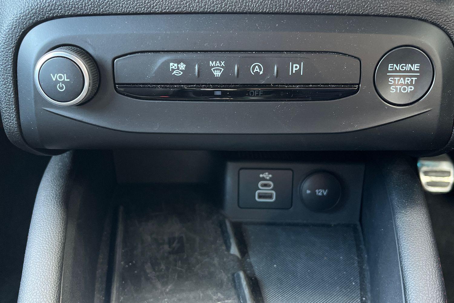 Ford FOCUS Photo 38