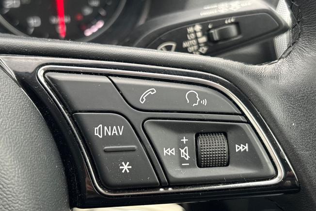 AUDI Q2 Photo 17