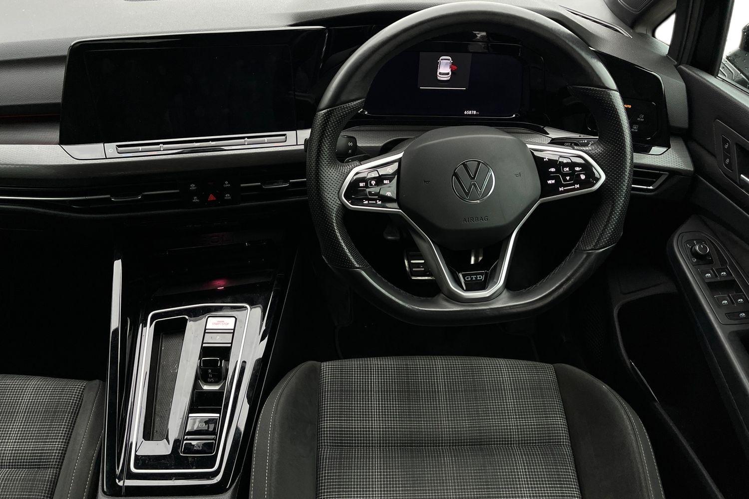 Volkswagen GOLF Photo 10