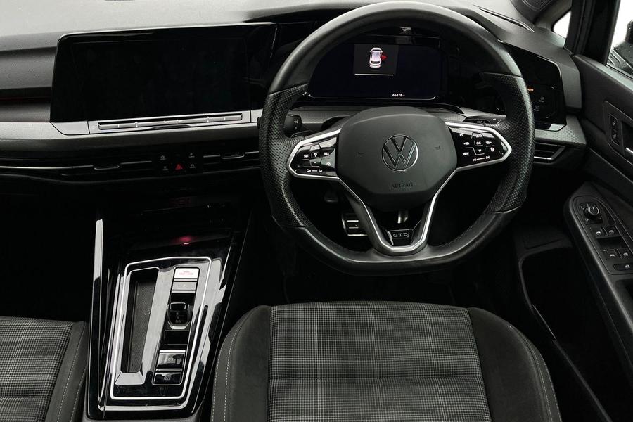 Volkswagen GOLF Photo autoimg-b59f1bb522cd3616b913ab976e46c828844bf648.jpg