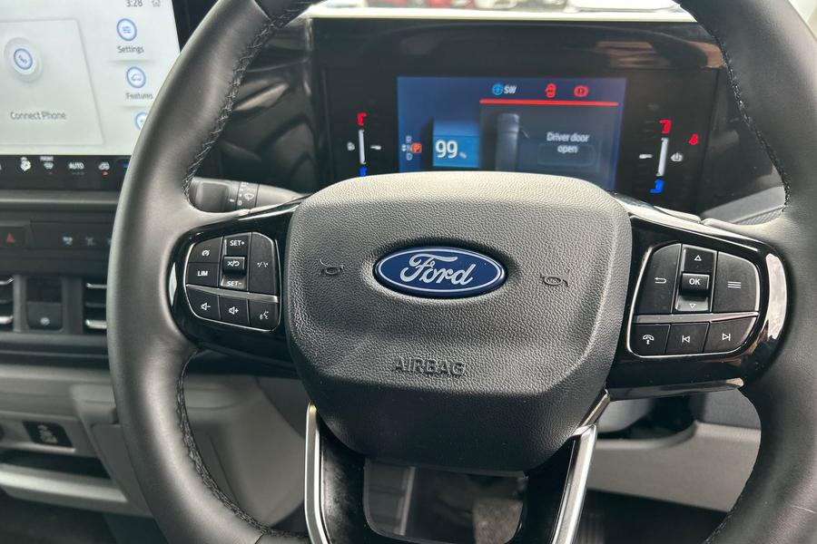 Ford E-TRANSIT CUSTOM Photo autoimg-b5a0010f2d5e05c4c099392b604427f98ce96b2b.jpg
