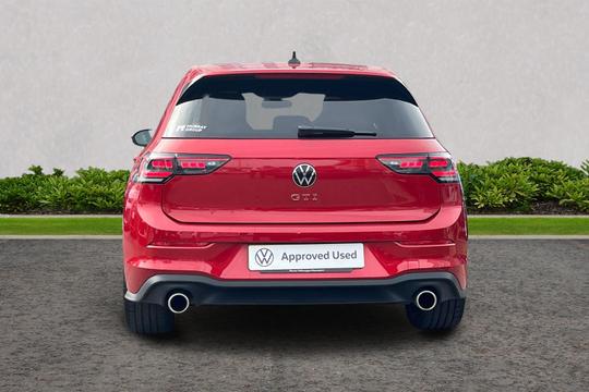 Volkswagen Golf Photo autoimg-b5a2e9ac902644de4e0231a2e832f4d8e62417ad.jpg