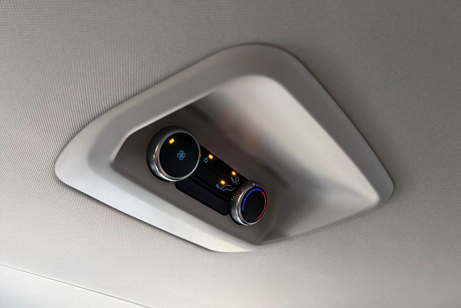 Used Ford TOURNEO CUSTOM 39