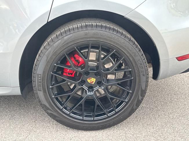 PORSCHE Macan Photo 22