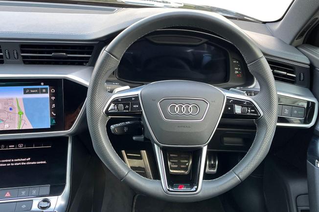 Audi A6 Saloon Photo 11