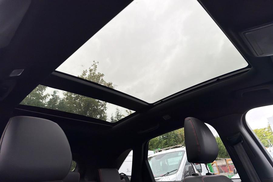 Ford KUGA Photo autoimg-b5b607645fb117ba579b092110f8affb4cd4f909.jpg