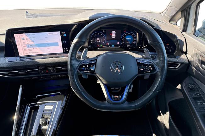 Volkswagen Golf Photo 11
