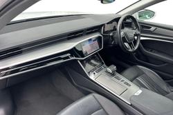 AUDI A6 Saloon Photo 2