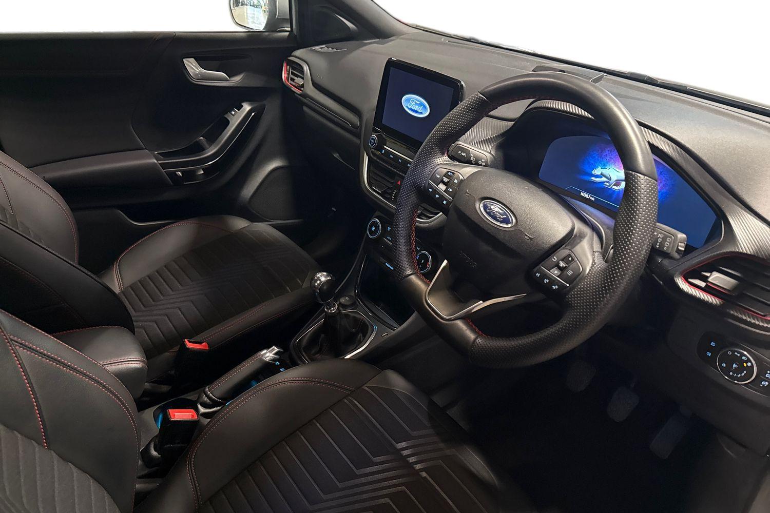 Ford PUMA Photo 8