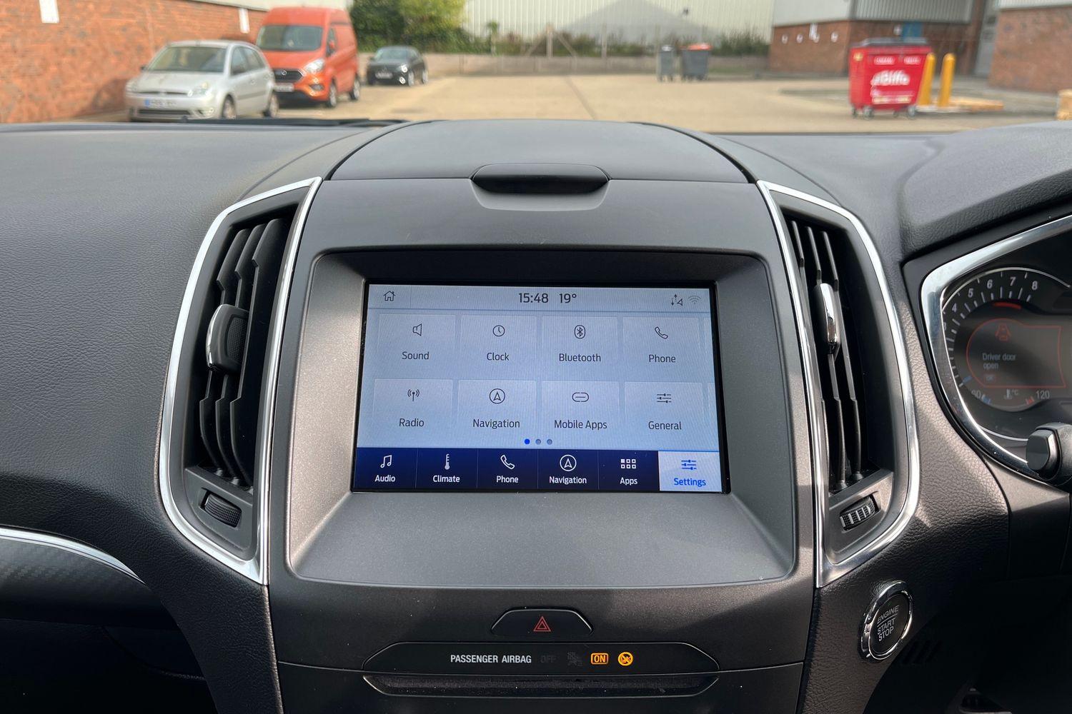Ford Galaxy Photo 36
