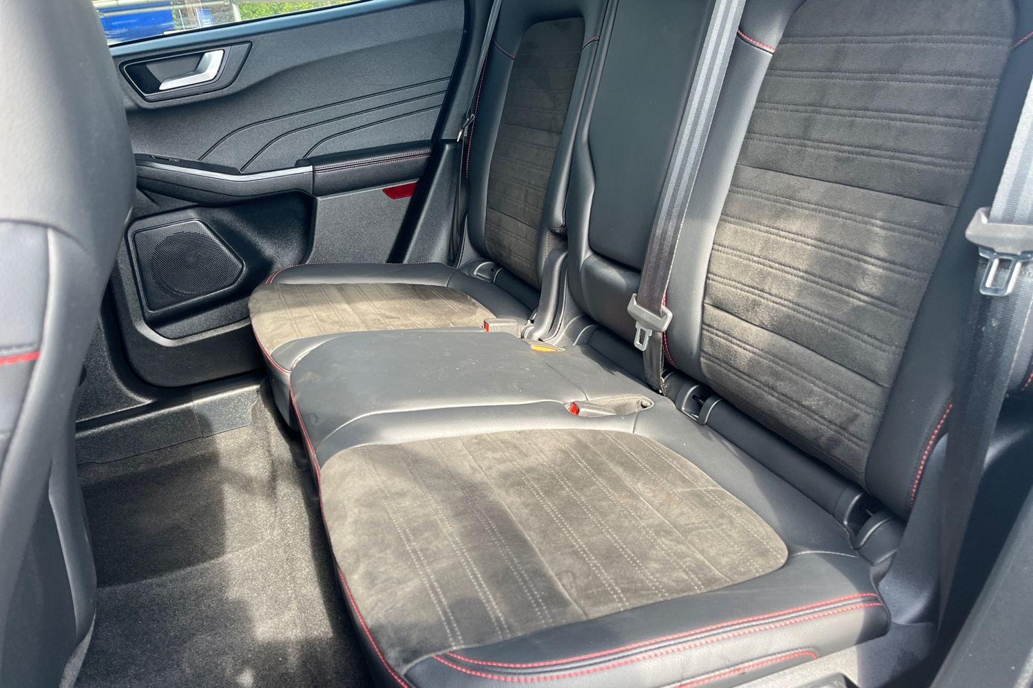 Ford KUGA Photo 19