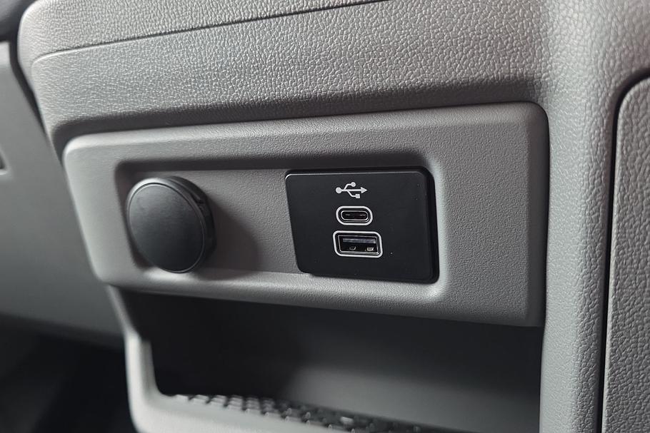 Used Ford TOURNEO CUSTOM 34