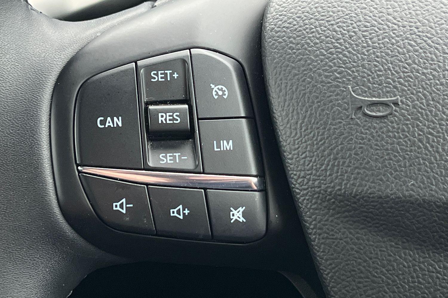 Ford FOCUS Photo 37