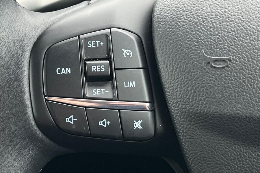 Ford FOCUS Photo autoimg-b5c50215cb6f62b2a382a74f439da04c10708fee.jpg