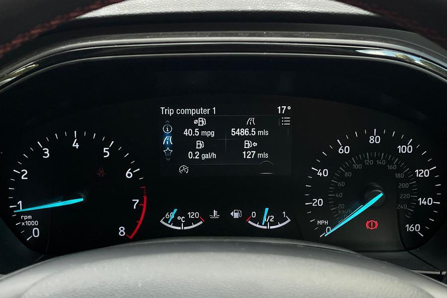 Ford Focus Photo autoimg-b5c7d7d9bc97df984a918099cd37d611df405d89.jpg