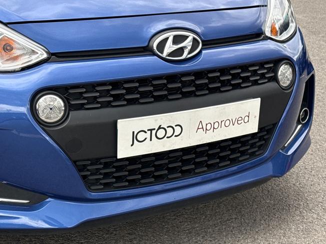 HYUNDAI i10 Photo 21