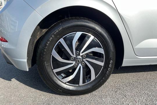 Volkswagen Polo Photo autoimg-b5cebc8ef4c97e4154212c767f888b363532e378.jpg