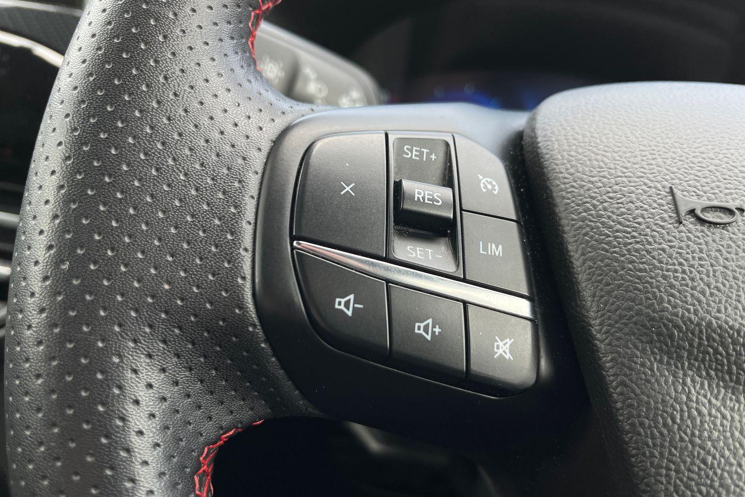 Ford Kuga Photo 34