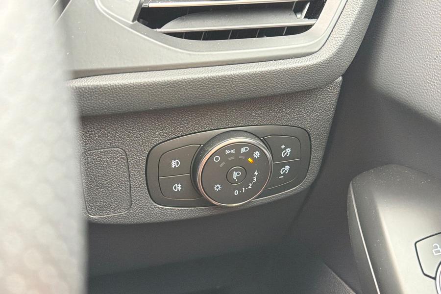 Ford Focus Photo autoimg-b5cfcdf21a777dee97ac9178fb6c48ab97294161.jpg