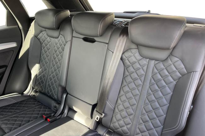 AUDI Q5 Photo 9