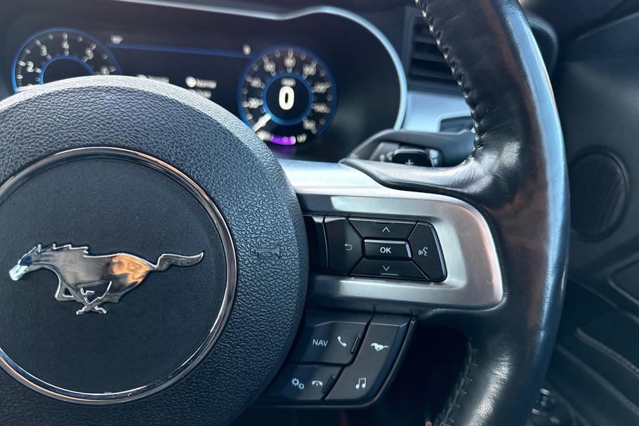 Used Ford MUSTANG 31