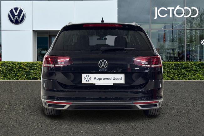 VOLKSWAGEN Passat Photo 7